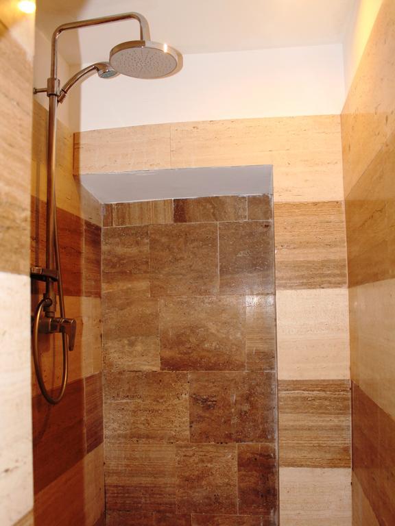 Hella Ibernesi 23 Fori Imperiali Inn, New Gestion! Roma Quarto foto