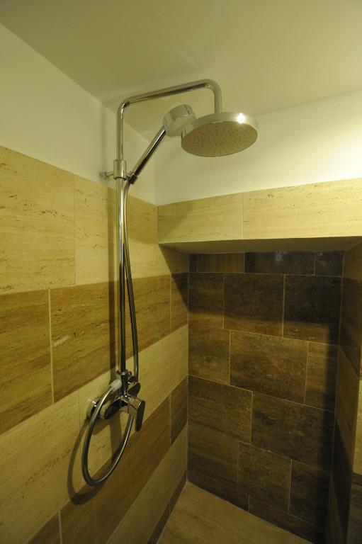 Hella Ibernesi 23 Fori Imperiali Inn, New Gestion! Roma Quarto foto